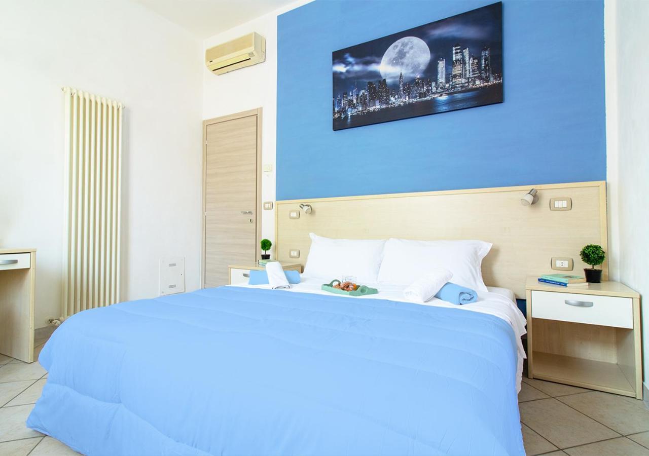 Athena Rooms - Parcheggio Privato Boloňa Exteriér fotografie