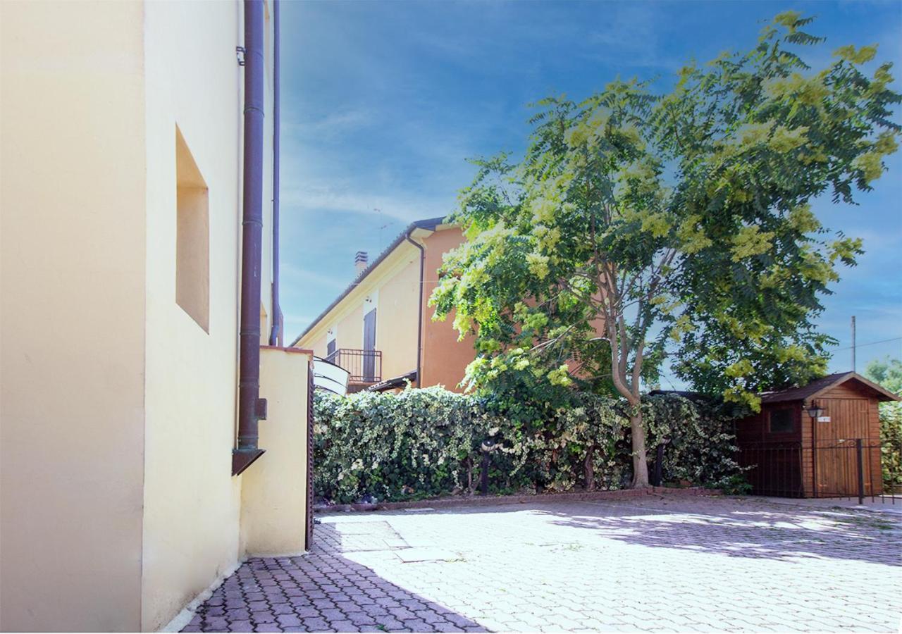 Athena Rooms - Parcheggio Privato Boloňa Exteriér fotografie