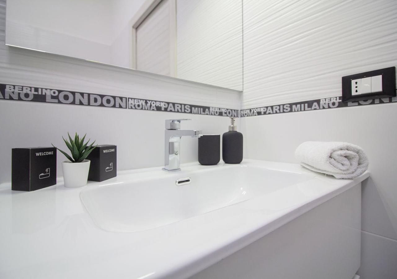 Athena Rooms - Parcheggio Privato Boloňa Exteriér fotografie